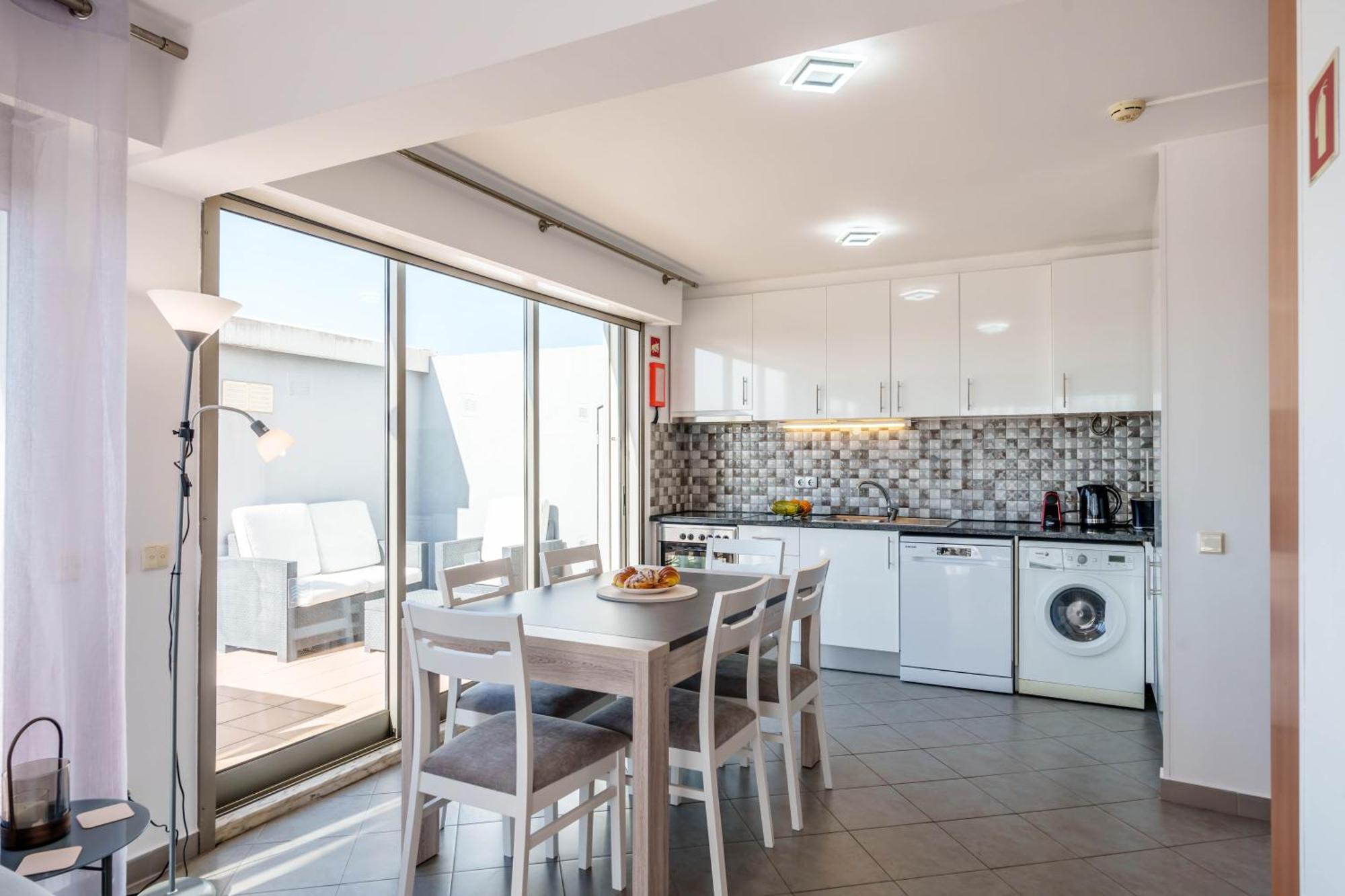 Breathtaking Coral Ocean View Apartment At Oa Portimão Extérieur photo